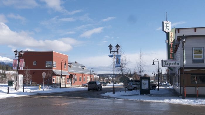 photo, image, downtown, solo travel to whitehorse