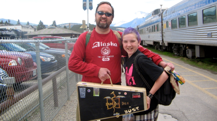 passengers I met while taking the night train alone